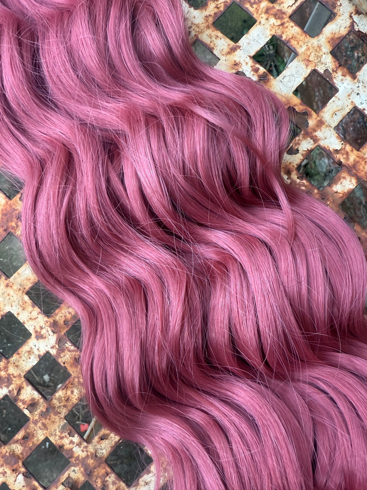 Dusky Pink Loose Brushable Wave