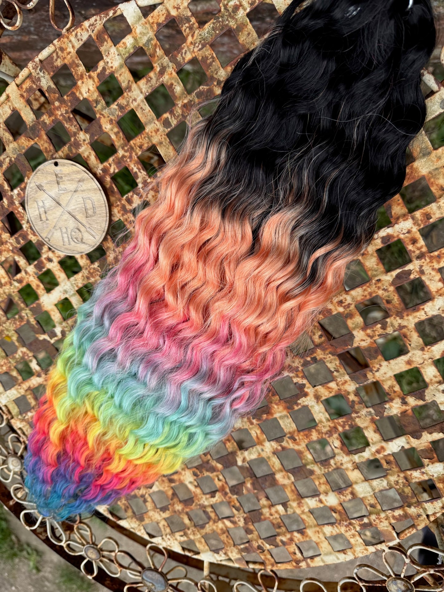 Black to Rainbow Ombre Ariel Beach Wave 100g