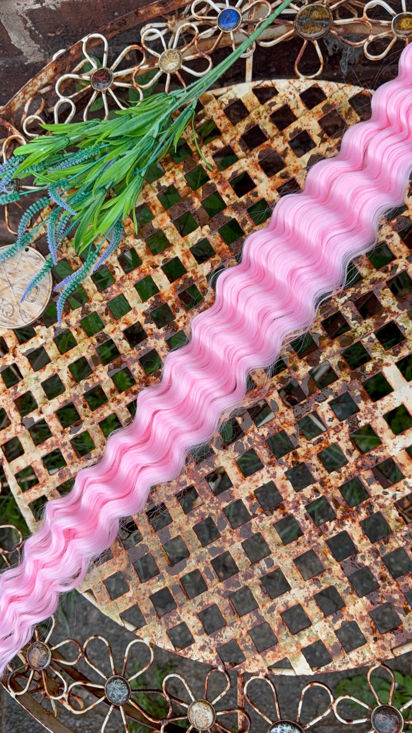 Pastel Pink Ariel Beach Wave 120g 32”