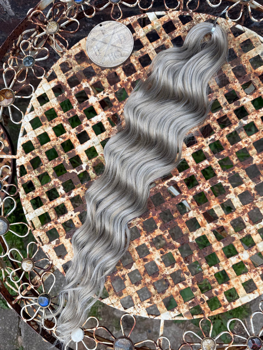 Dark Ash Blonde Loose Brushable Wave