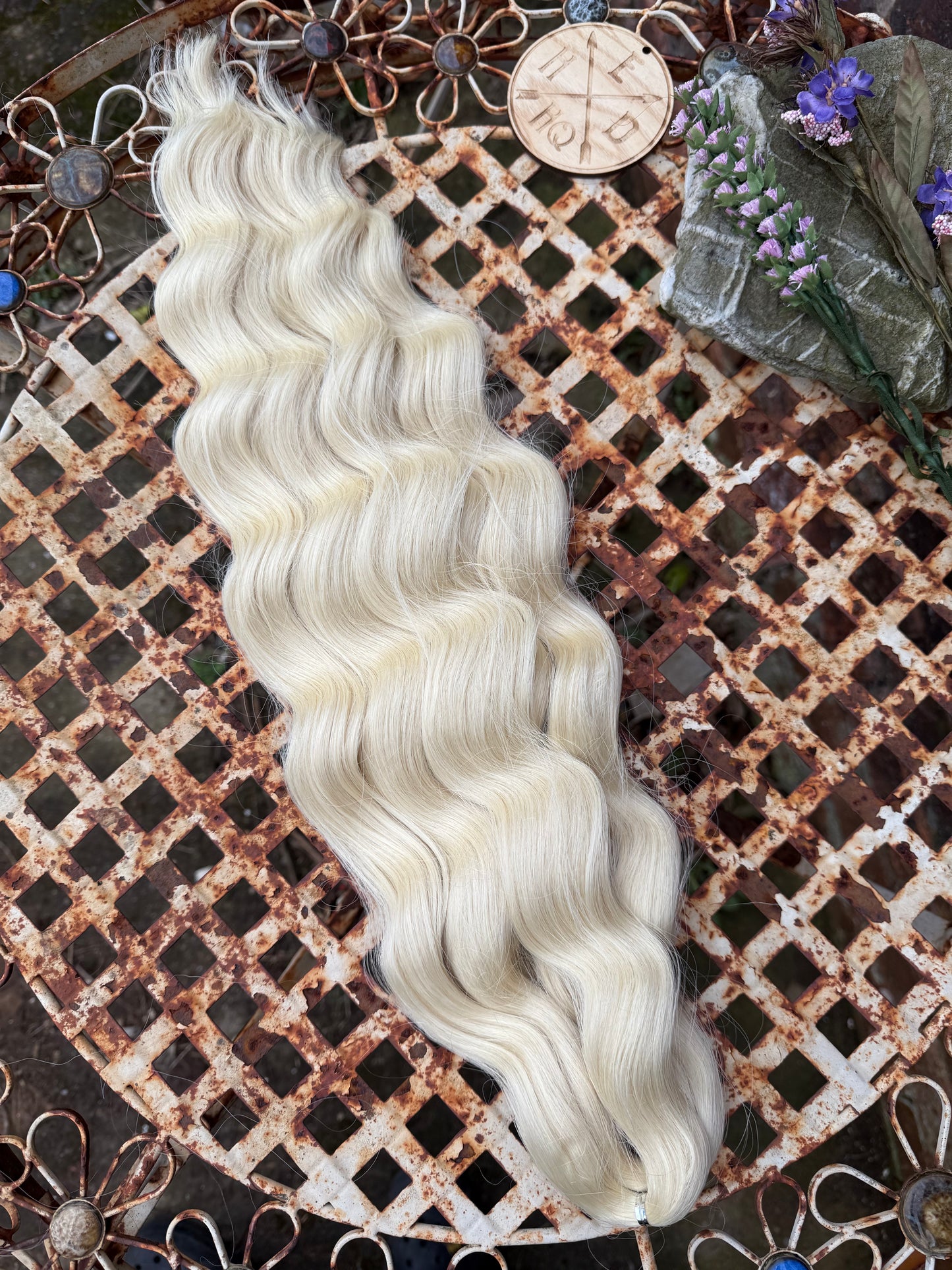 Bleach Blonde Loose Brushable Wave