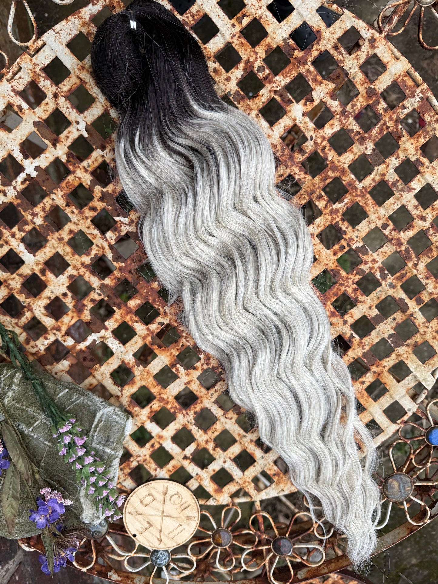 Dark Brown to Ash Ice Loose Brushable Wave