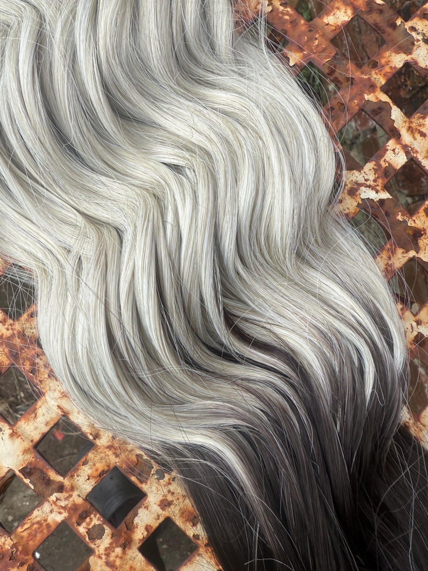 Dark Brown to Ash Ice Loose Brushable Wave