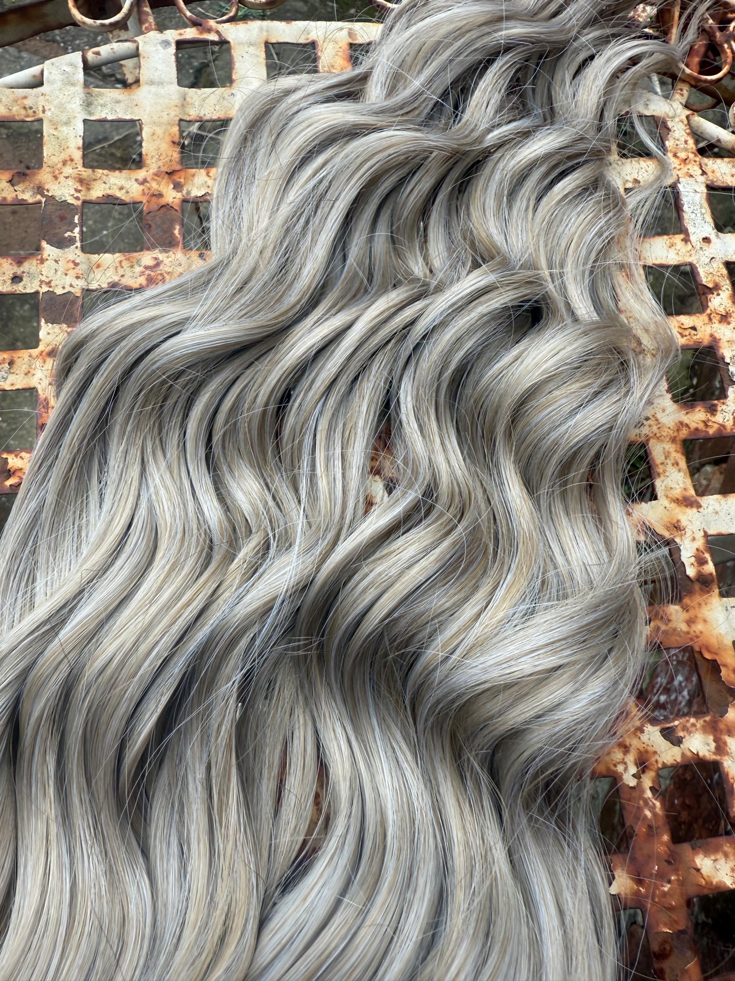 Brown to Dark Natural Blonde Ombré Loose Brushable Wave
