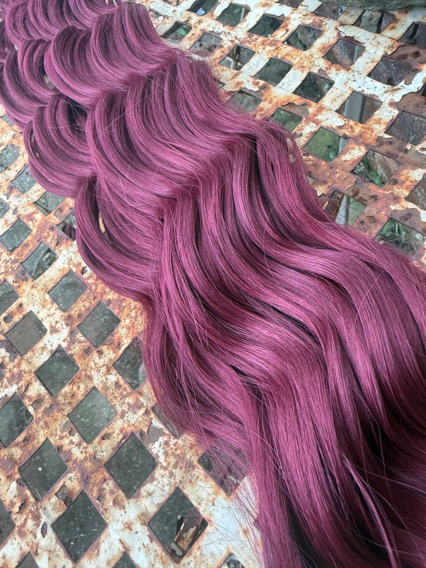 Burgundy Loose Brushable Wave