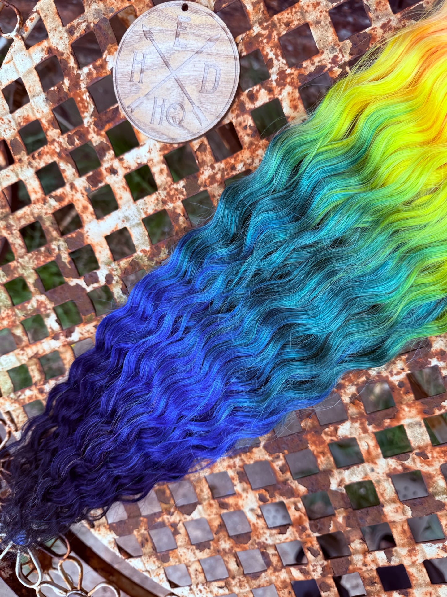 Dark Rainbow Ombre Ariel Beach Wave 100g