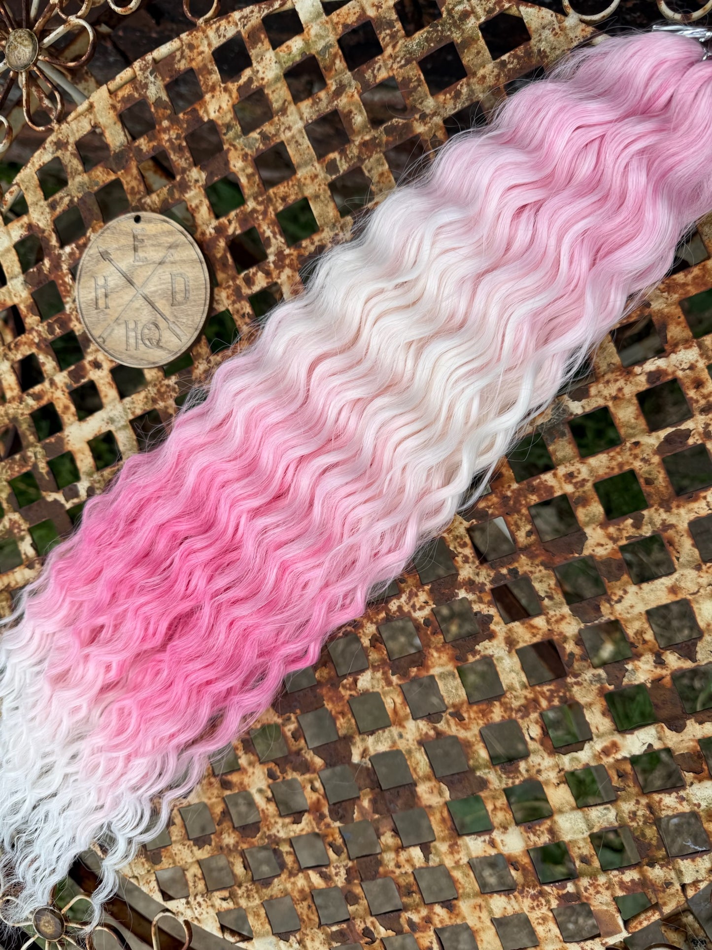 Pink and White Ombre Ariel Beach Wave 100g
