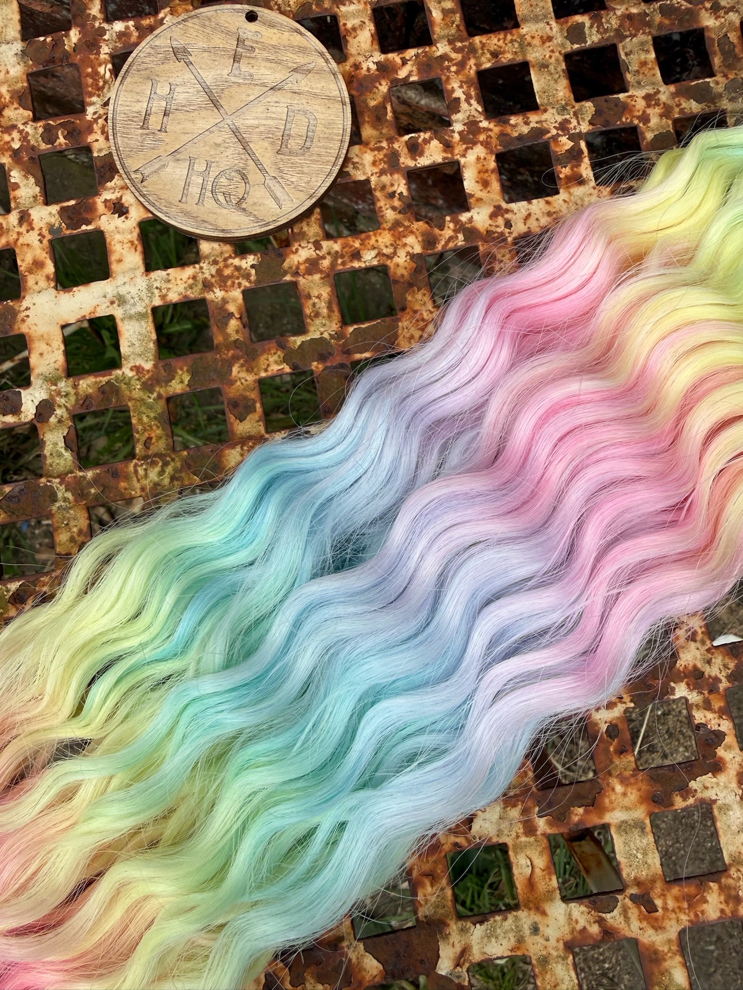 Mauve Tip Pastel Rainbow Ombre Ariel Beach Wave 100g